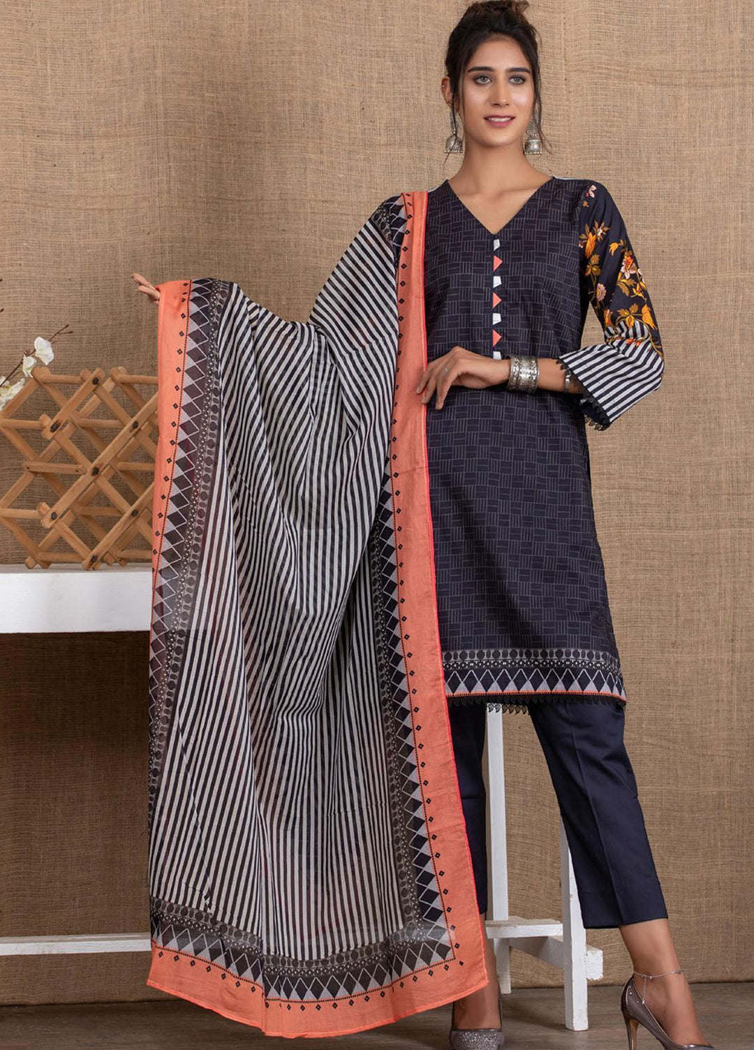 Salina by Regalia Textiles Printed Lawn Suits Unstitched 3 Piece RG21S-8 D-03 - Summer Collection