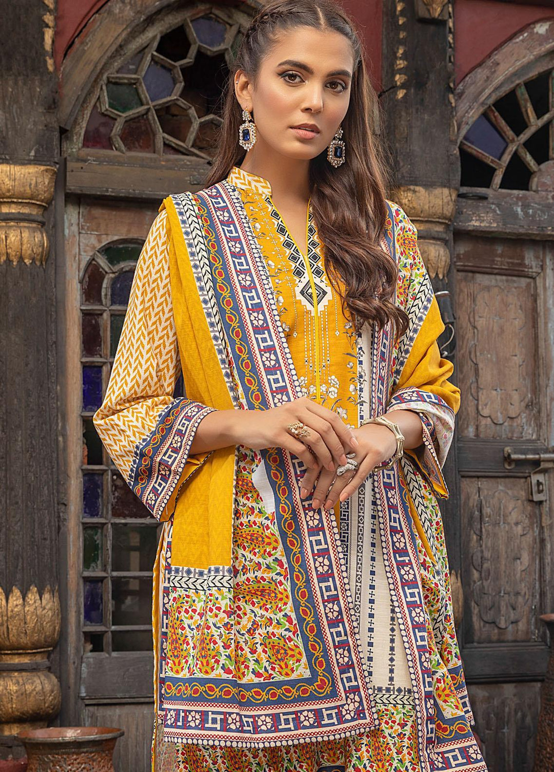 Salina by Regalia Textile Printed Khaddar Suits Unstitched 3 Piece RG21SK D-05 - Winter Collection