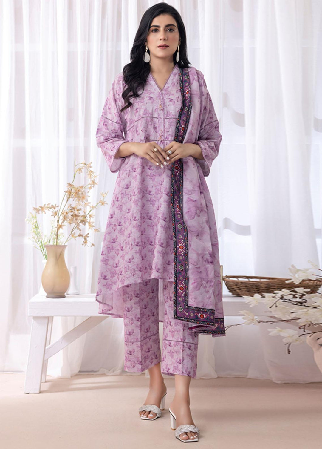 Salina Separates By Regalia Textiles Printed Khaddar Suits Unstitched 3 Piece RGT23SSK D-02 - Winter Collection