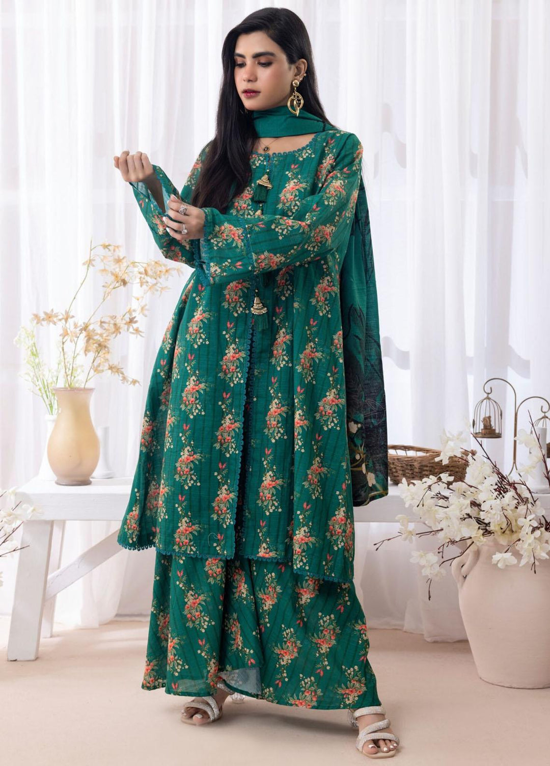 Salina Separates By Regalia Textiles Printed Khaddar Suits Unstitched 3 Piece RGT23SSK D-03 - Winter Collection