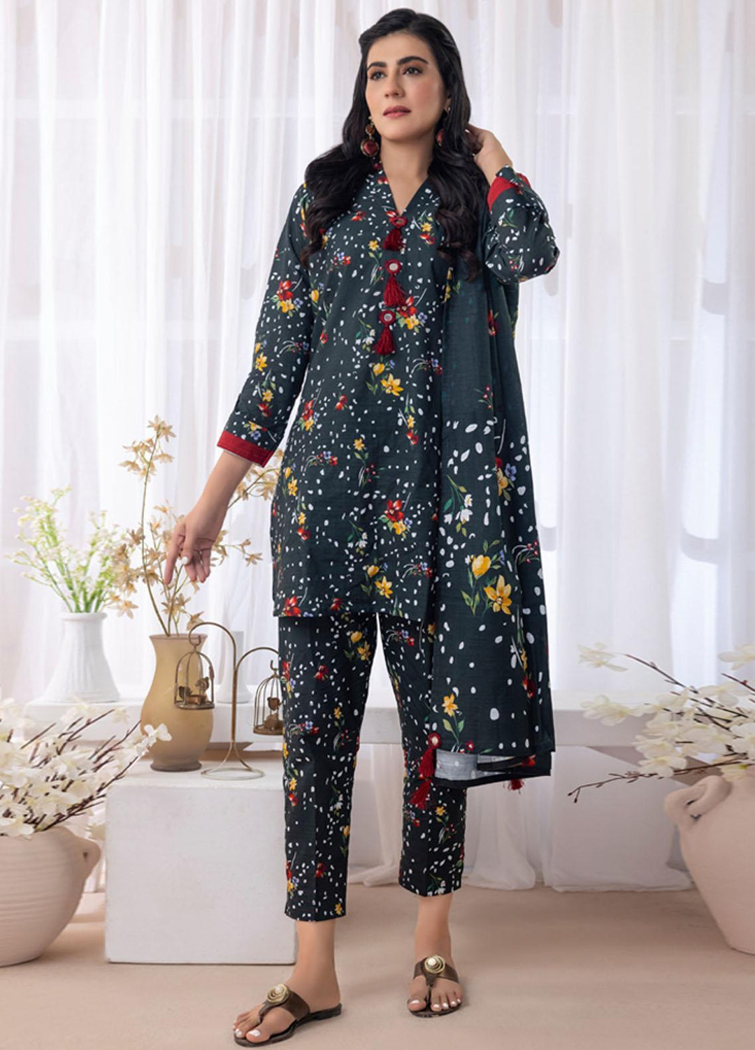 Salina Separates By Regalia Textiles Printed Khaddar Suits Unstitched 3 Piece RGT23SSK D-07 - Winter Collection