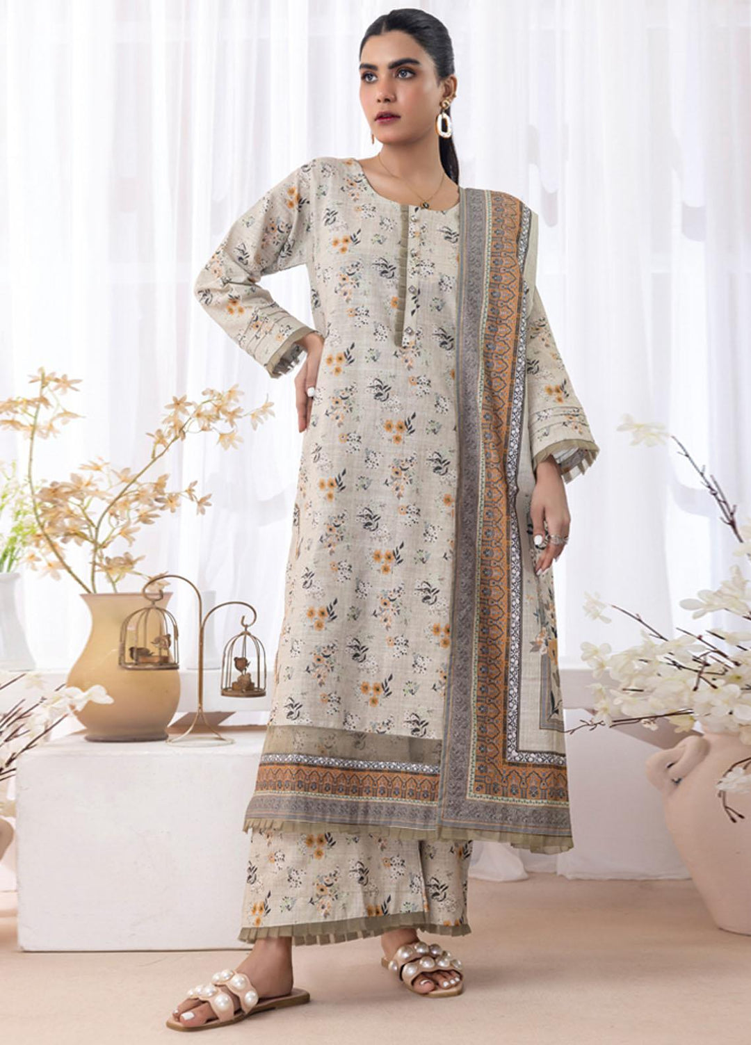 Salina Separates By Regalia Textiles Printed Khaddar Suits Unstitched 3 Piece RGT23SSK D-09 - Winter Collection