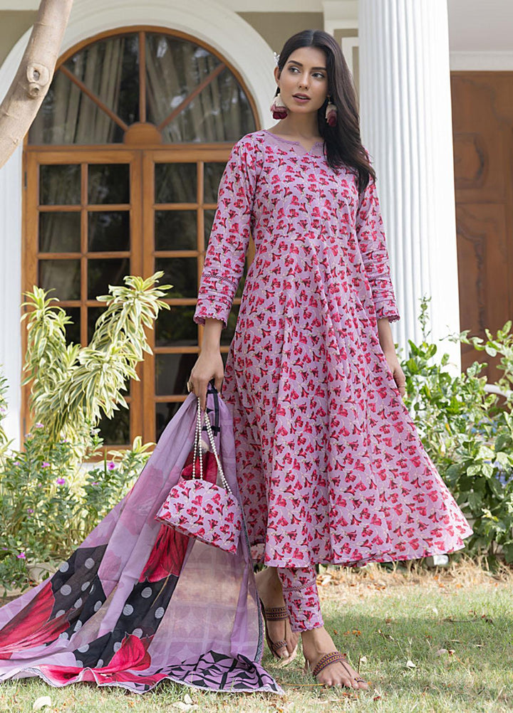 Salina Separates By Regalia Textiles Printed Lawn Suits Unstitched 3 Piece RGT23-SS7 SSV7-05 - Premium Collection