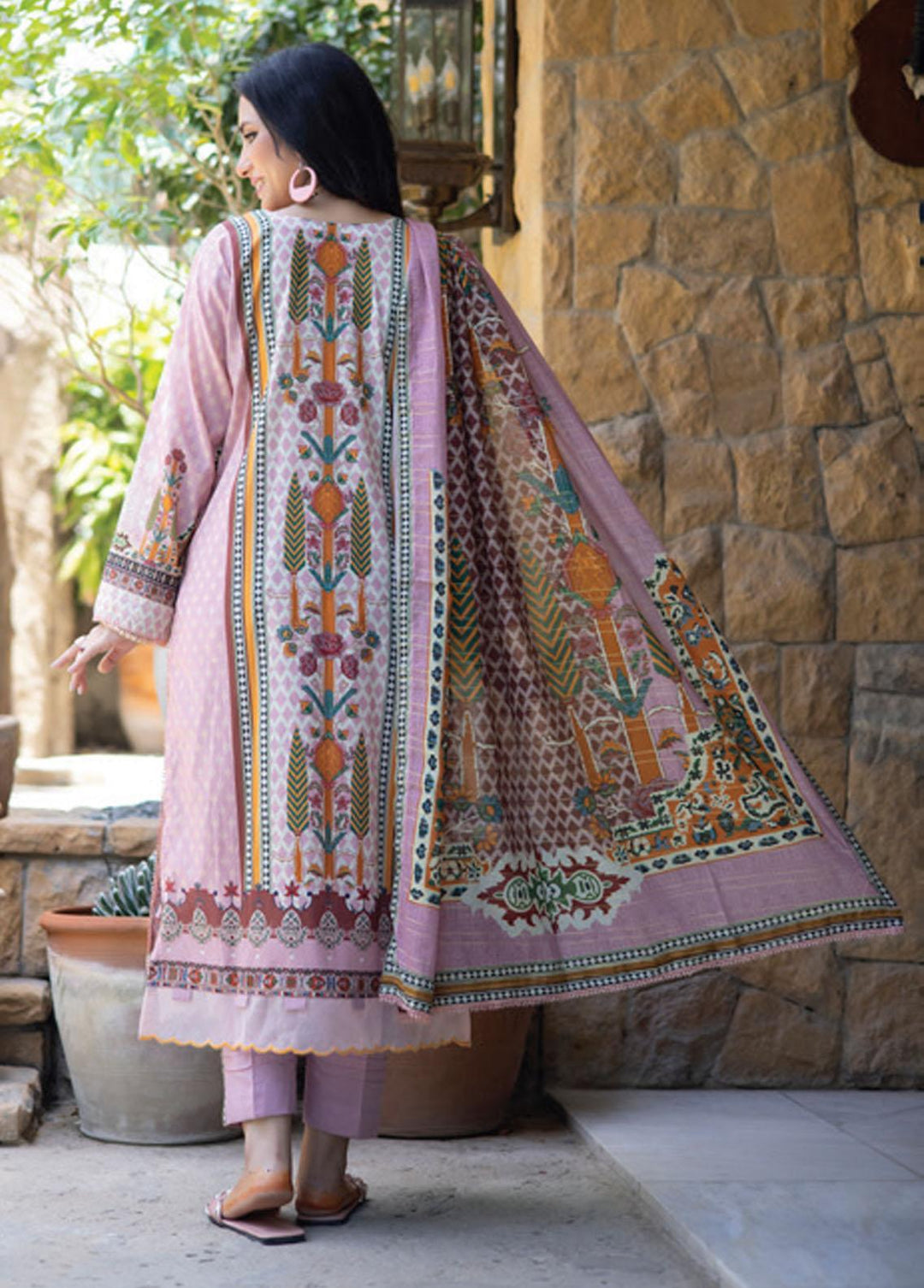 Salina Zari By Regalia Textiles Printed Lawn Suits Unstitched 3 Piece RGT23-S9 1 - Summer Collection