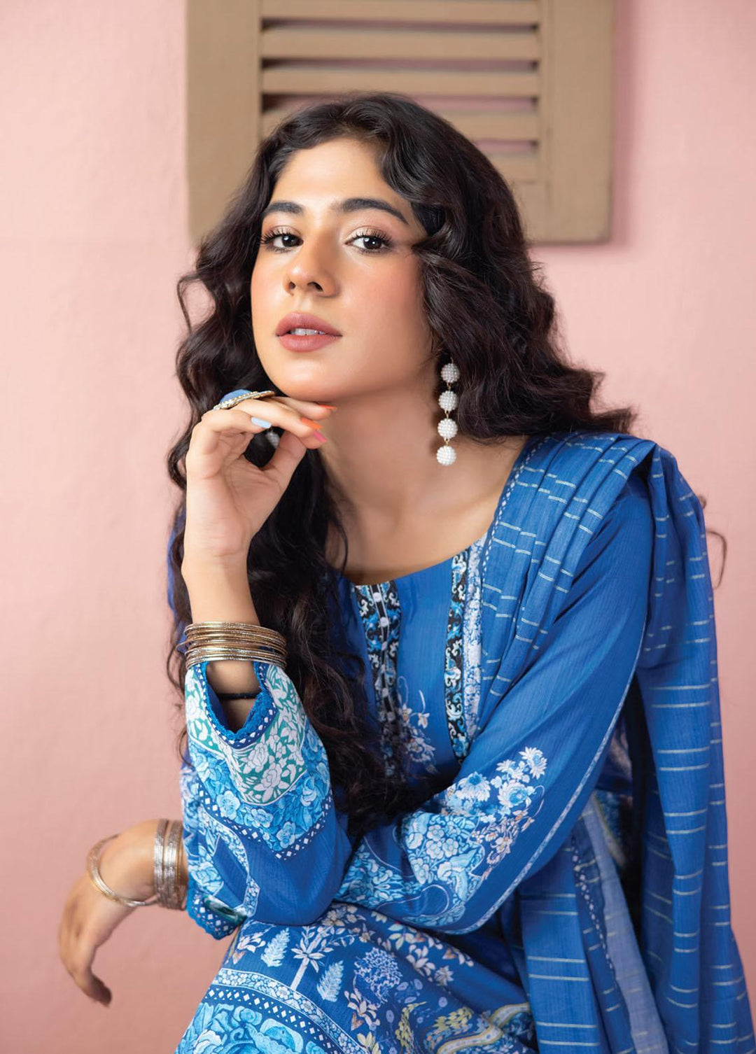 Salina Zari By Regalia Textiles Printed Lawn Suits Unstitched 3 Piece RGT23-S9 14 - Summer Collection