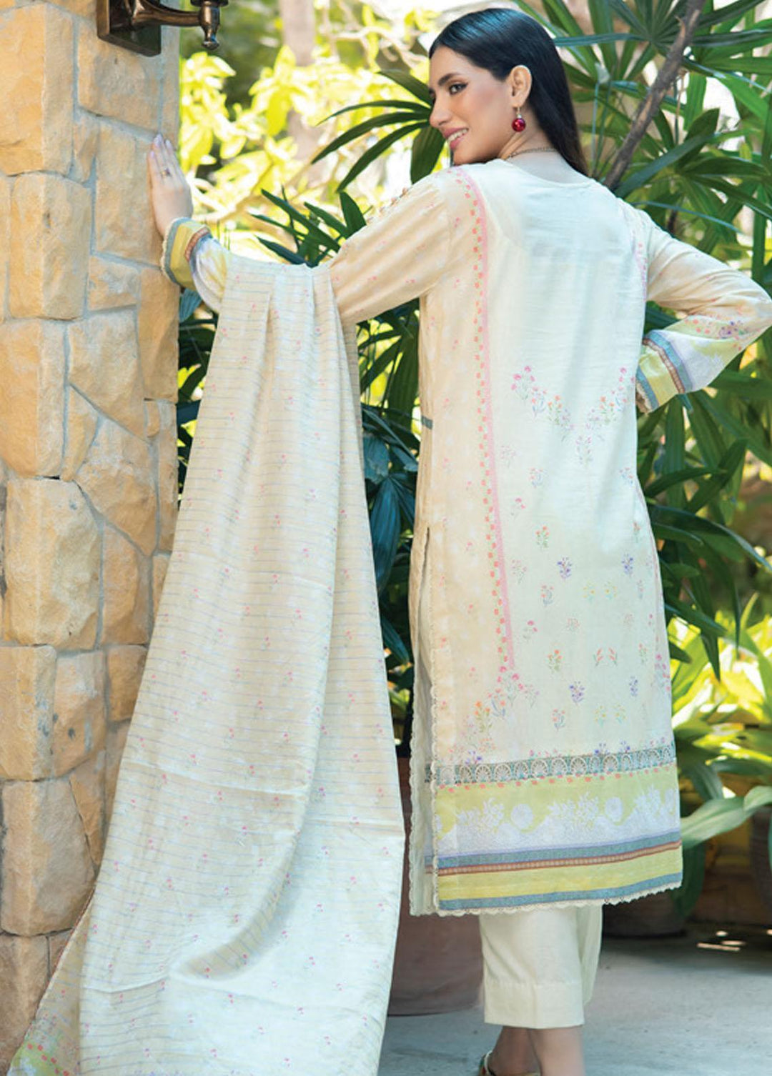 Salina Zari By Regalia Textiles Printed Lawn Suits Unstitched 3 Piece RGT23-S9 4 - Summer Collection