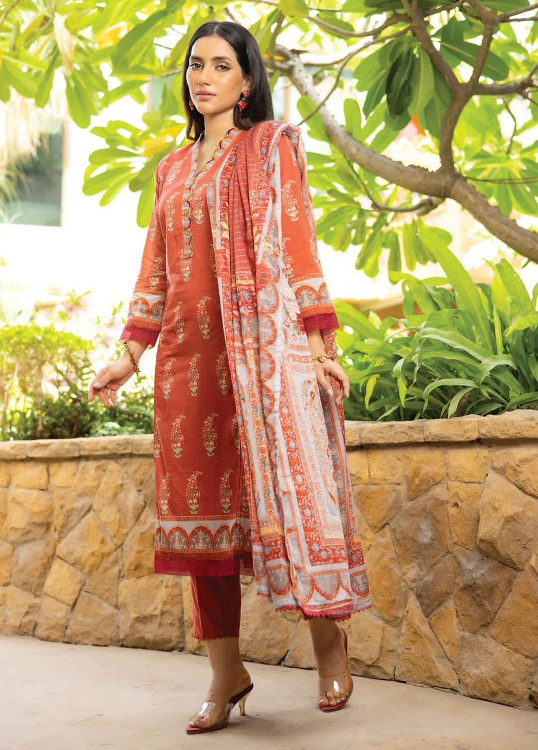Salina Zari By Regalia Textiles Printed Lawn Suits Unstitched 3 Piece RGT23-S9 8 - Summer Collection