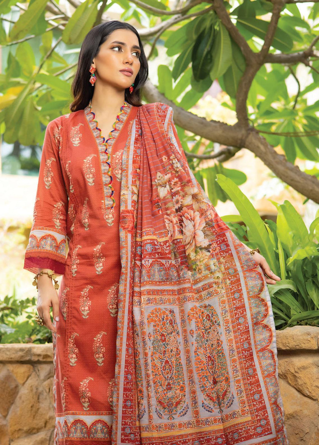Salina Zari By Regalia Textiles Printed Lawn Suits Unstitched 3 Piece RGT23-S9 8 - Summer Collection