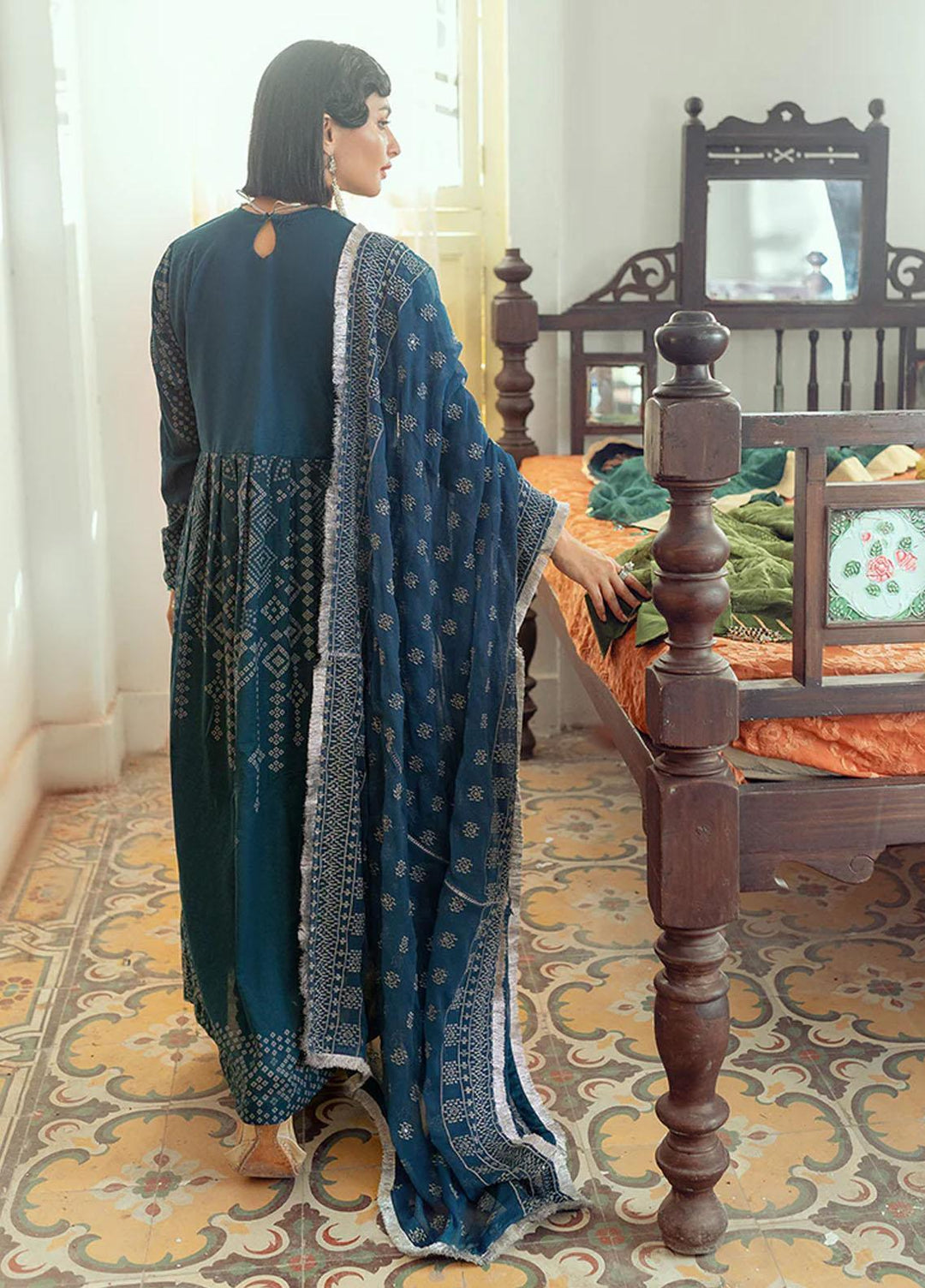 Salitex Embroidered Lawn Suits Unstitched 3 Piece ST22CK WK-01040UT - Festive Collection