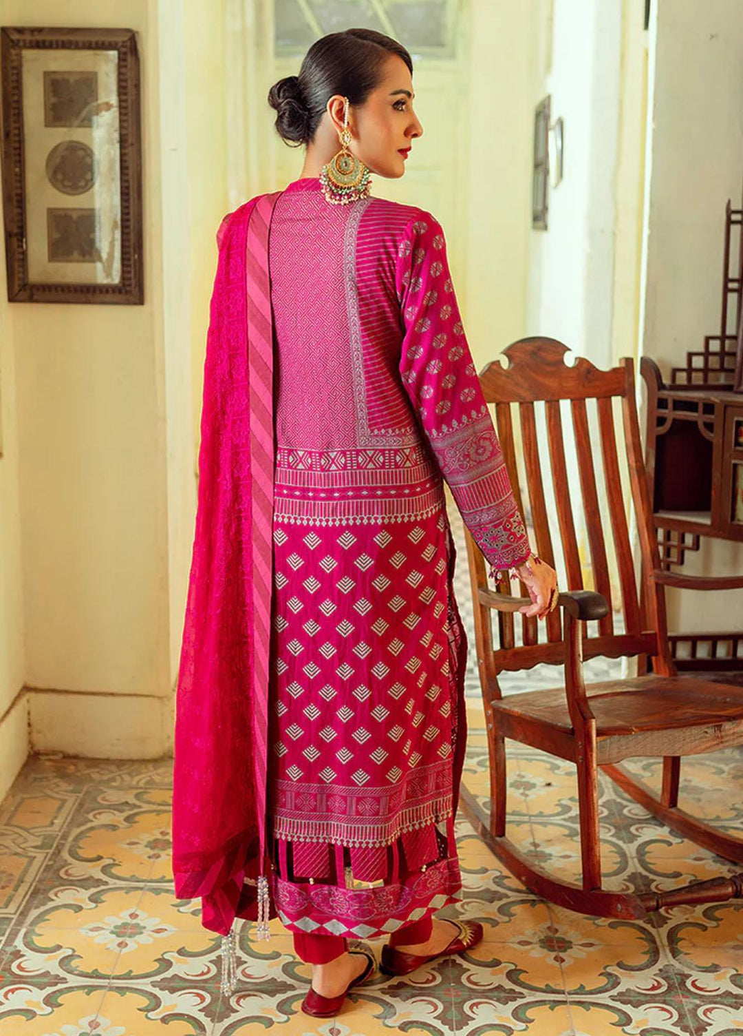 Salitex Embroidered Lawn Suits Unstitched 3 Piece ST22CK WK-01043UT - Festive Collection