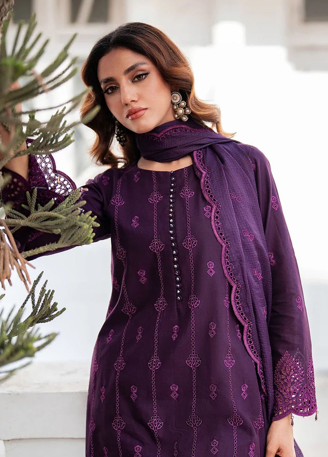 Salitex Embroidered Chikankari Lawn Suits Unstitched 3 Piece SUNS7CK032UT - Summer Collection