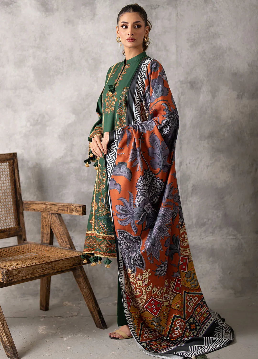 Salitex Embroidered Cottel Suits Unstitched 3 Piece SUNW6MI035UT - Winter Collection