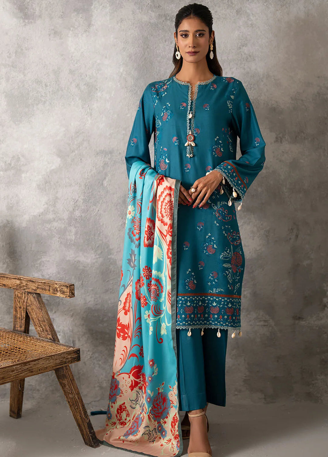 Salitex Embroidered Cottel Suits Unstitched 3 Piece SUNW6MI042UT - Winter Collection