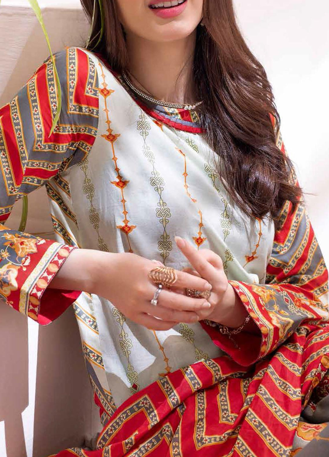 Inaya By Salitex Printed Lawn Suits Unstitched 3 Piece ST22I IP-00095A - Summer Collection
