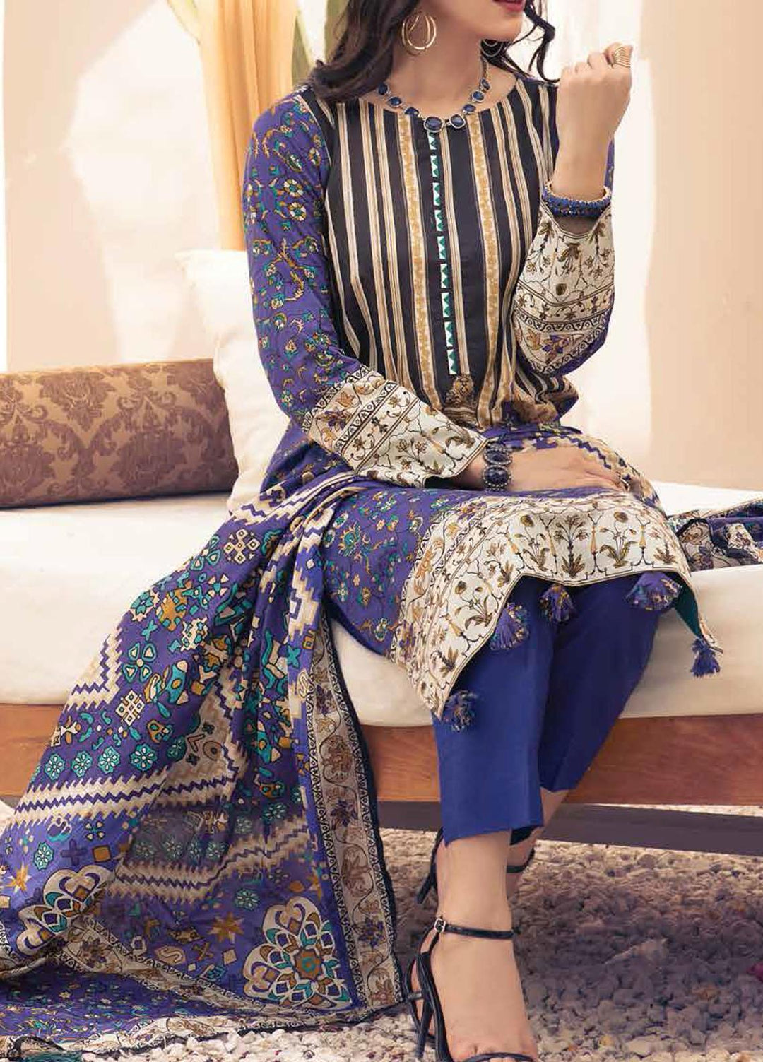 Inaya By Salitex Printed Lawn Suits Unstitched 3 Piece ST22I IP-00101B - Summer Collection