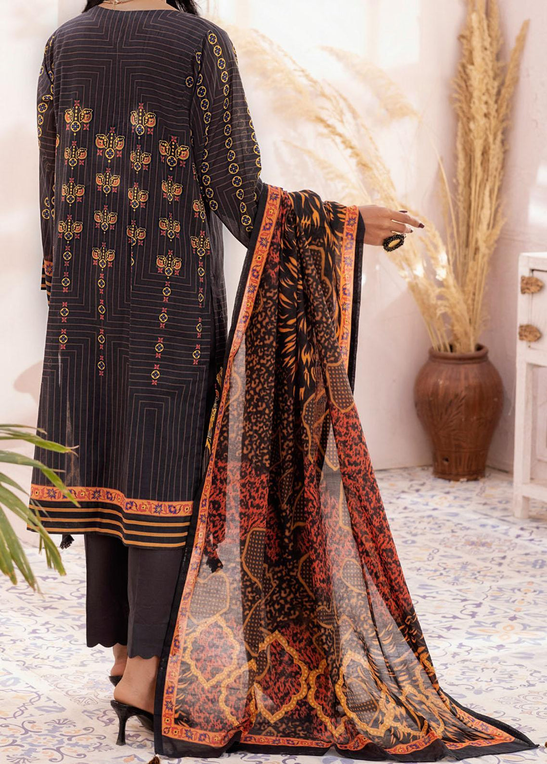 Malabis By Salitex Printed Lawn Suits Unstitched 3 Piece ST22M IP-00114UT - Summer Collection