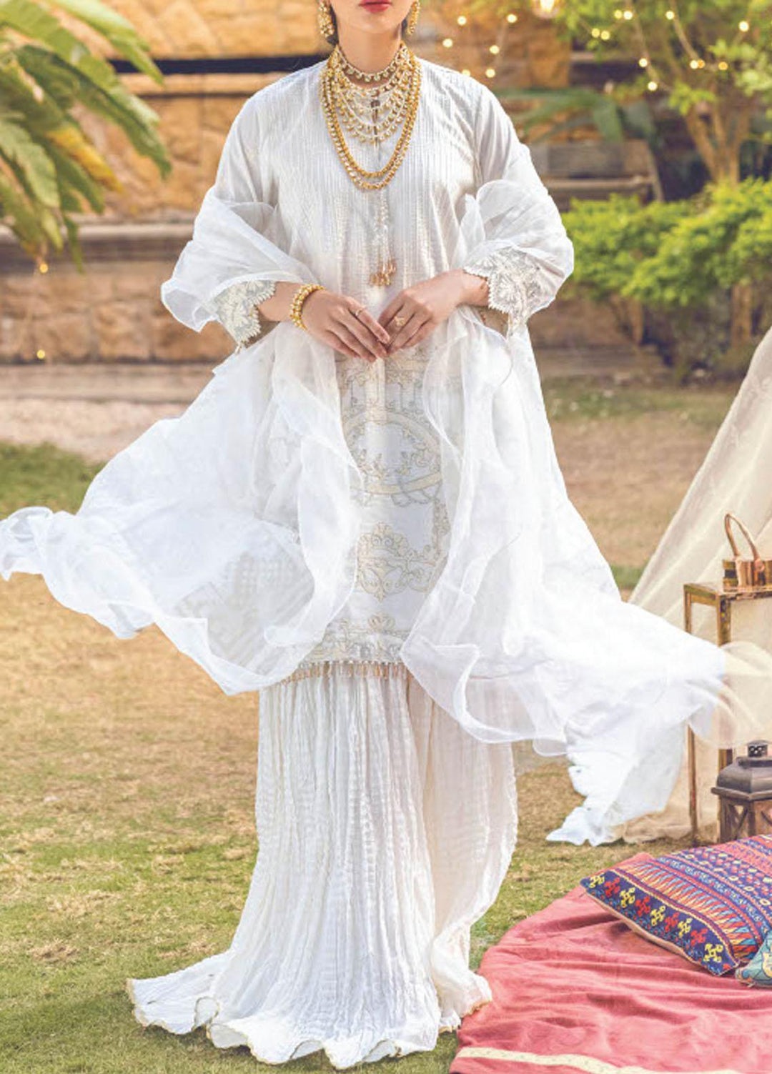 Salitex Embroidered Lawn Suits Unstitched 3 Piece ST22NEK R00005 - Summer Collection
