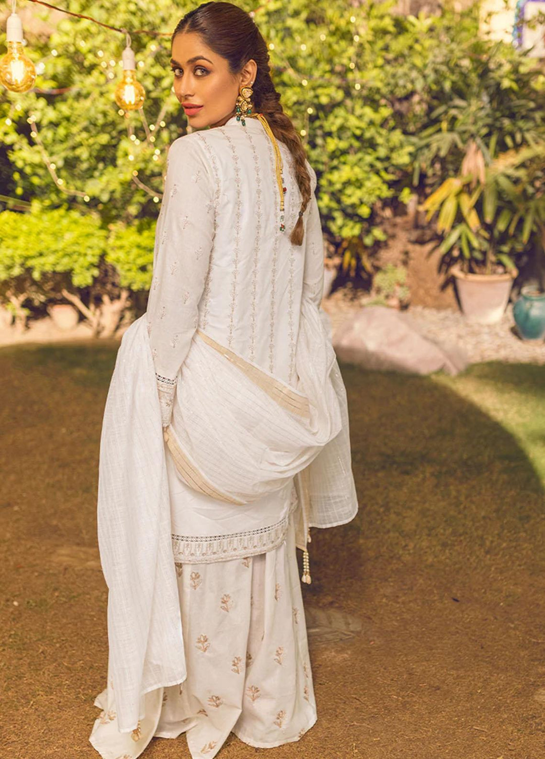 Salitex Embroidered Lawn Suits Unstitched 3 Piece ST22NEK R00008 - Summer Collection