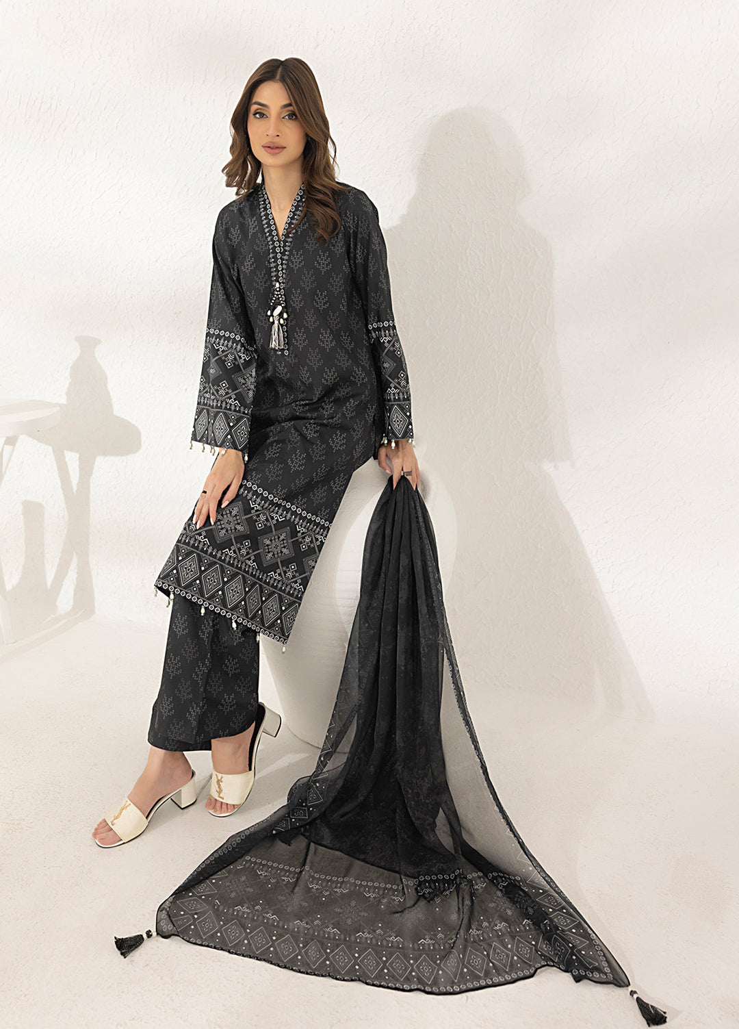 Salitex Printed Lawn Silk Suits Unstitched 3 Piece SUNS7ASI281UT - Summer Collection