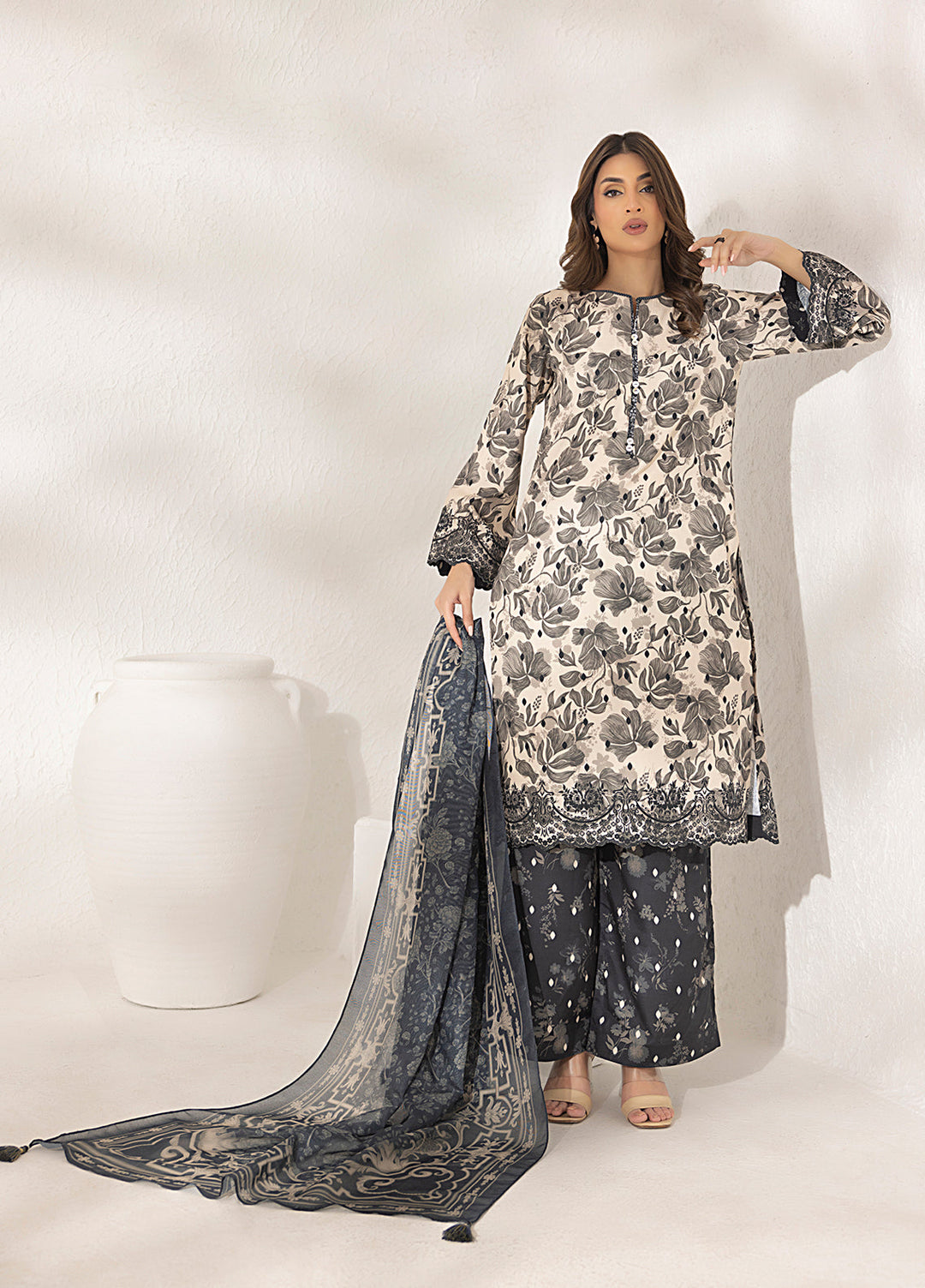 Salitex Printed Lawn Silk Suits Unstitched 3 Piece SUNS7ASI283UT - Summer Collection