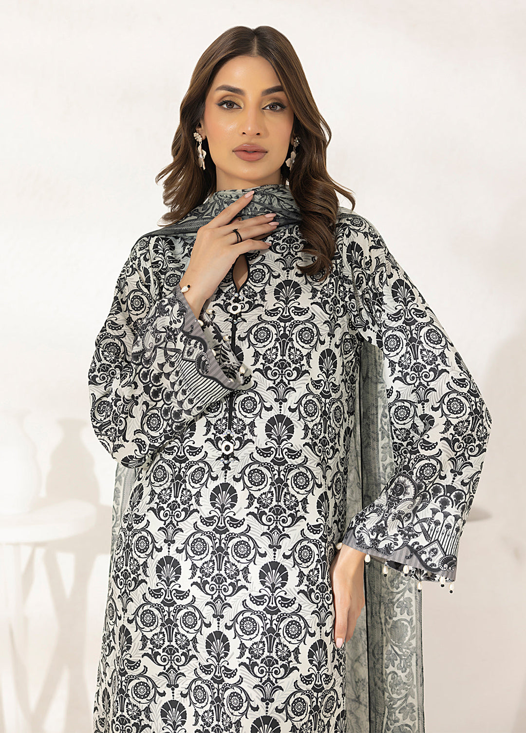 Salitex Printed Lawn Silk Suits Unstitched 3 Piece SUNS7ASI285UT - Summer Collection