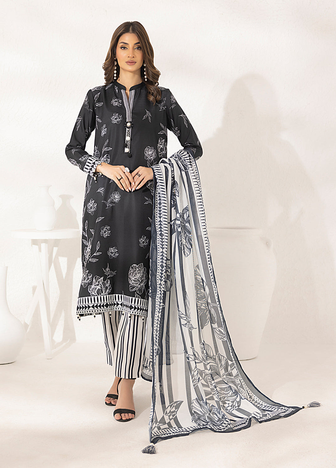 Salitex Printed Lawn Silk Suits Unstitched 3 Piece SUNS7ASI286UT - Summer Collection