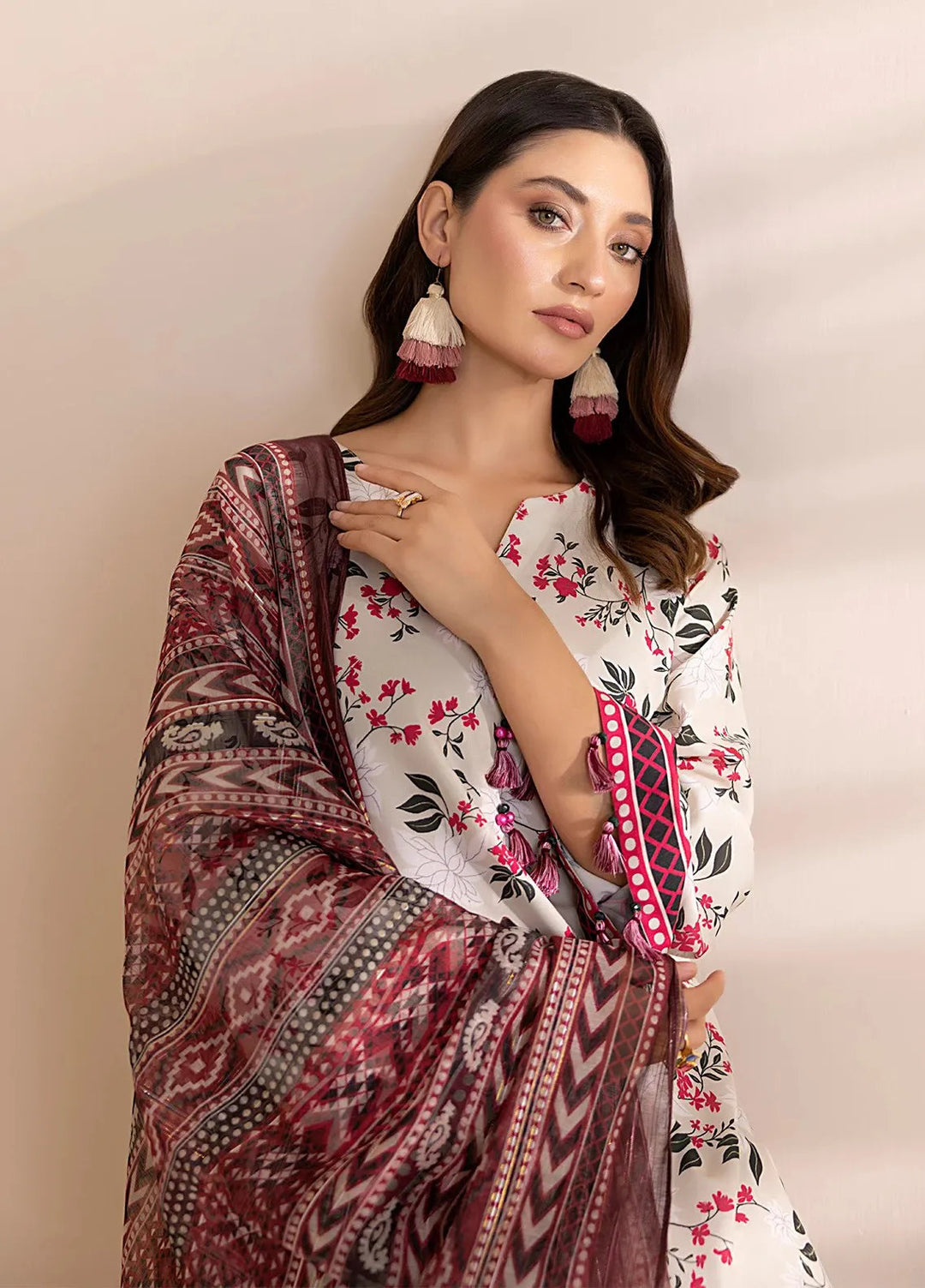 Salitex Printed Silk Lawn Suits Unstitched 3 Piece SUNS25ASI150UT - Summer Collection