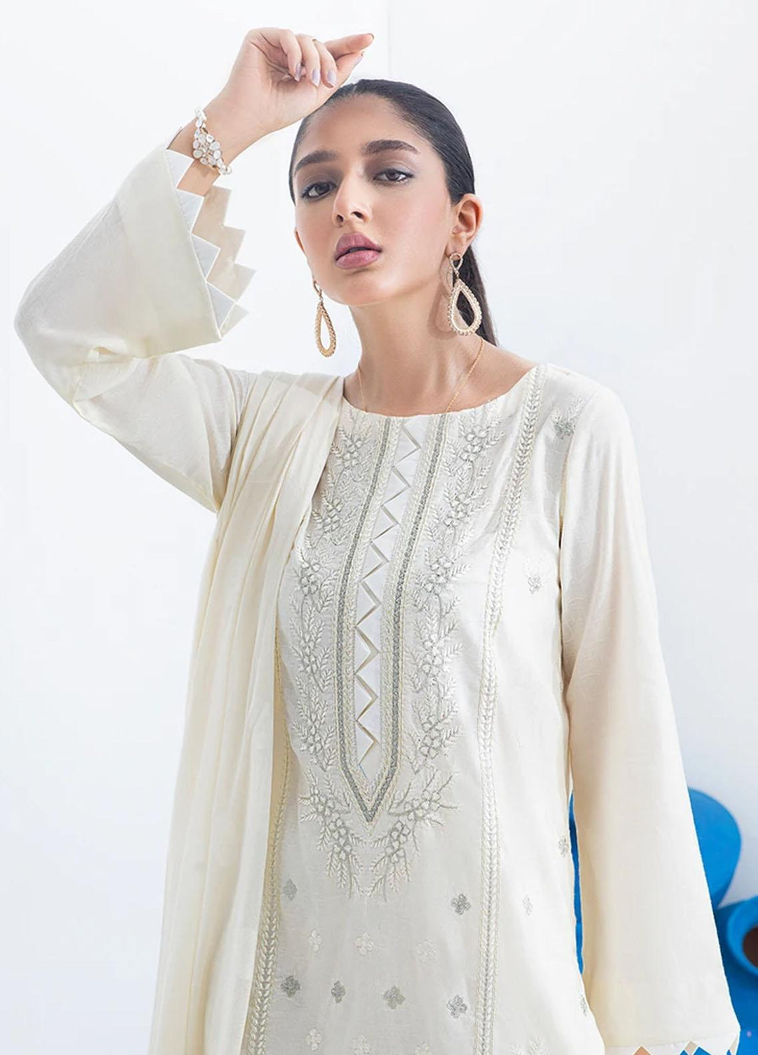 Salitex Embroidered Jacquard Suits Unstitched 3 Piece SL21SS WK-00769 - Winter Collection