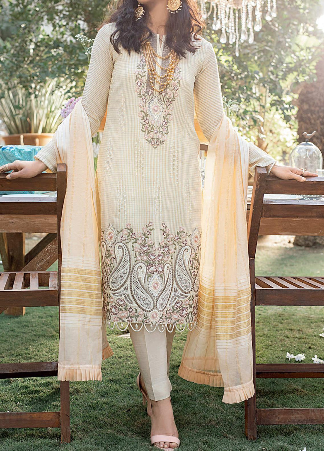 Salitex Embroidered Jacquard Suits Unstitched 3 Piece ST21VE WK-00663 - Luxury Collection