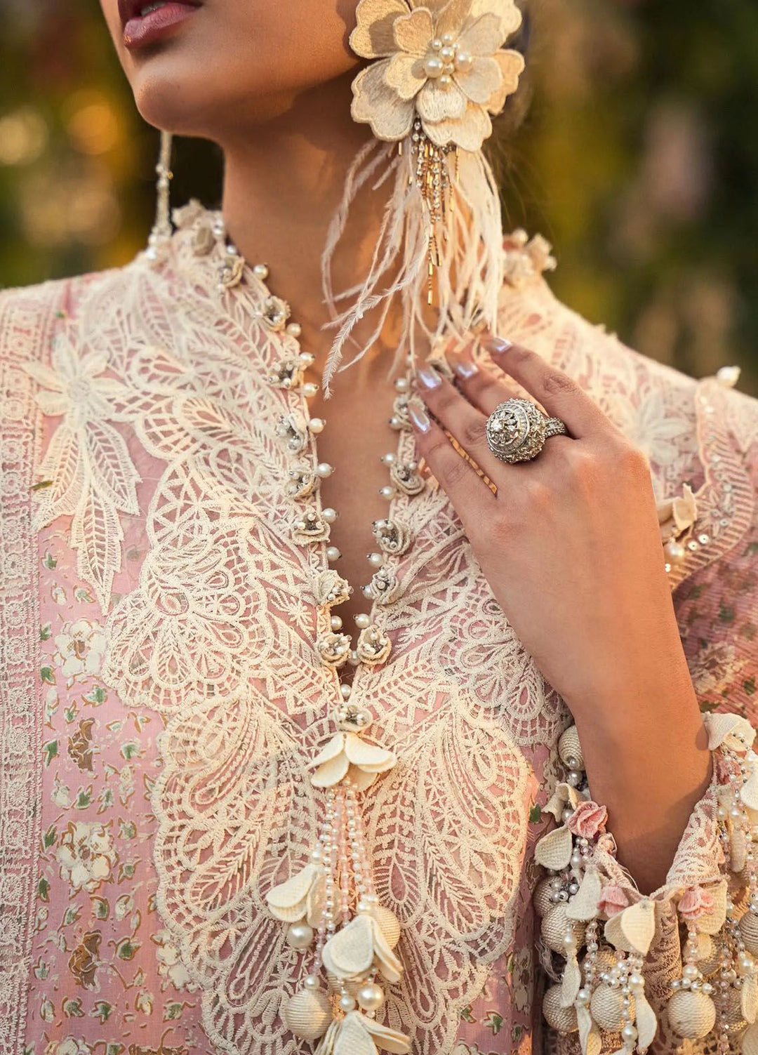 Sana Safinaz Embroidered Lawn Suits Unstitched 3 Piece SS24UL 5A - Luxury Collection