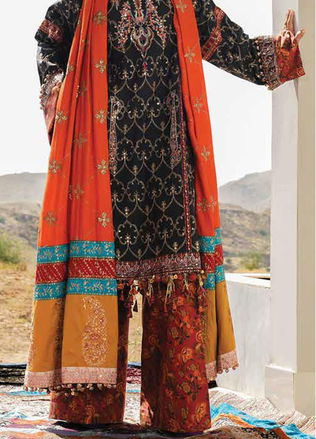 Sana Safinaz Embroidered Slub Suits Unstitched 3 Piece SS23WL D-4A - Luxury Collection