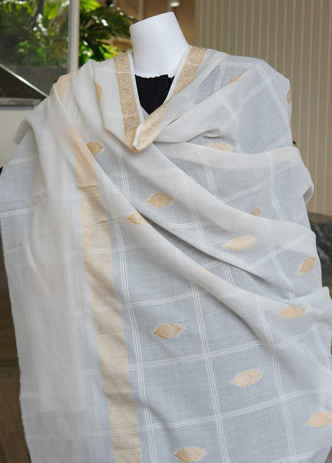 Sanaulla Exclusive Range  Cotton Embroidered Chaddar D-10 Multi4 - Cotton Multani Chaddars