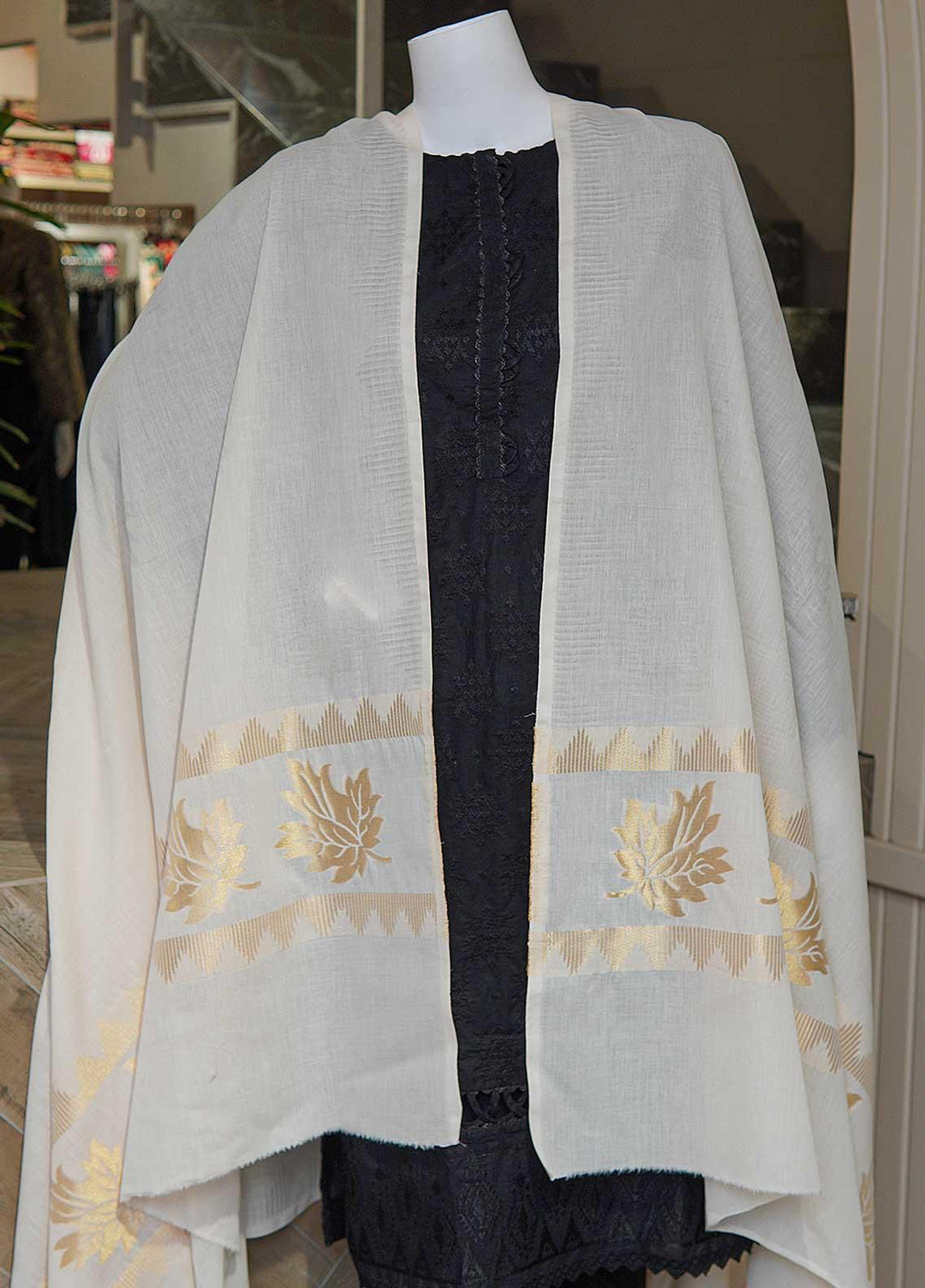 Sanaulla Exclusive Range  Cotton Embroidered Chaddar D-09 Multi10 - Cotton Multani Chaddars