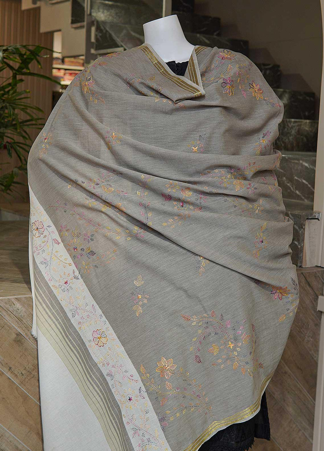 Sanaulla Exclusive Range  Cotton Embroidered Chaddar D-05 Multi10 - Cotton Multani Chaddars