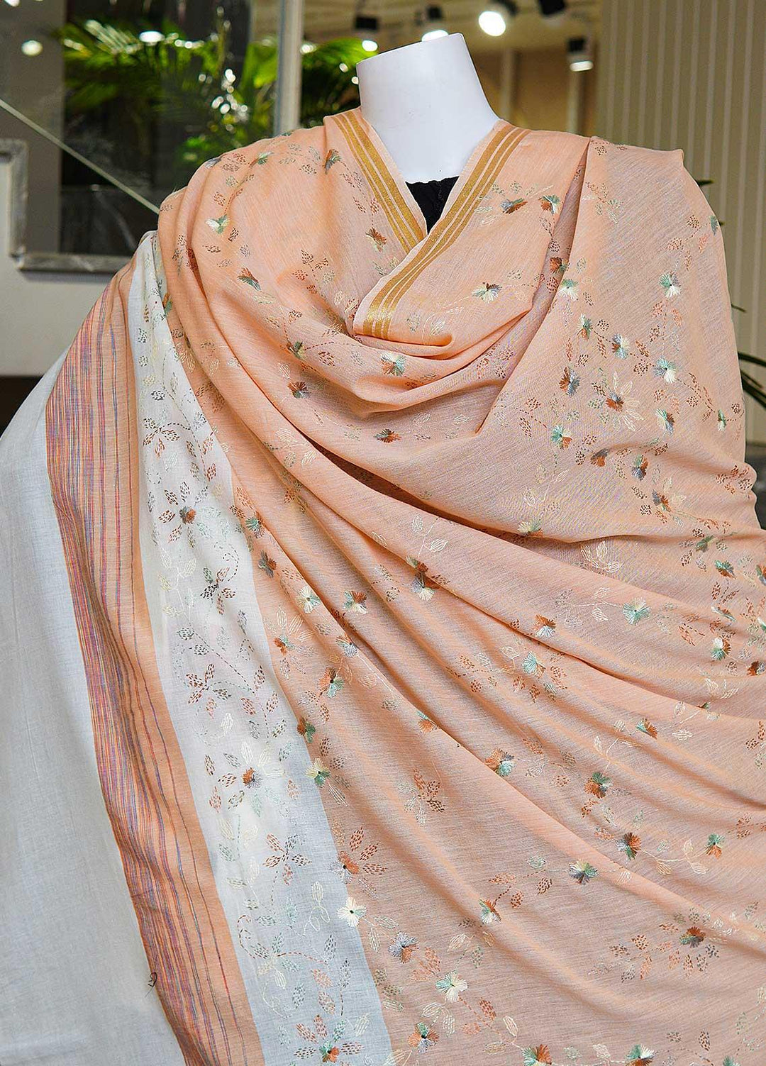 Sanaulla Exclusive Range  Cotton Embroidered Chaddar D-06 Multi1 - Cotton Multani Chaddars