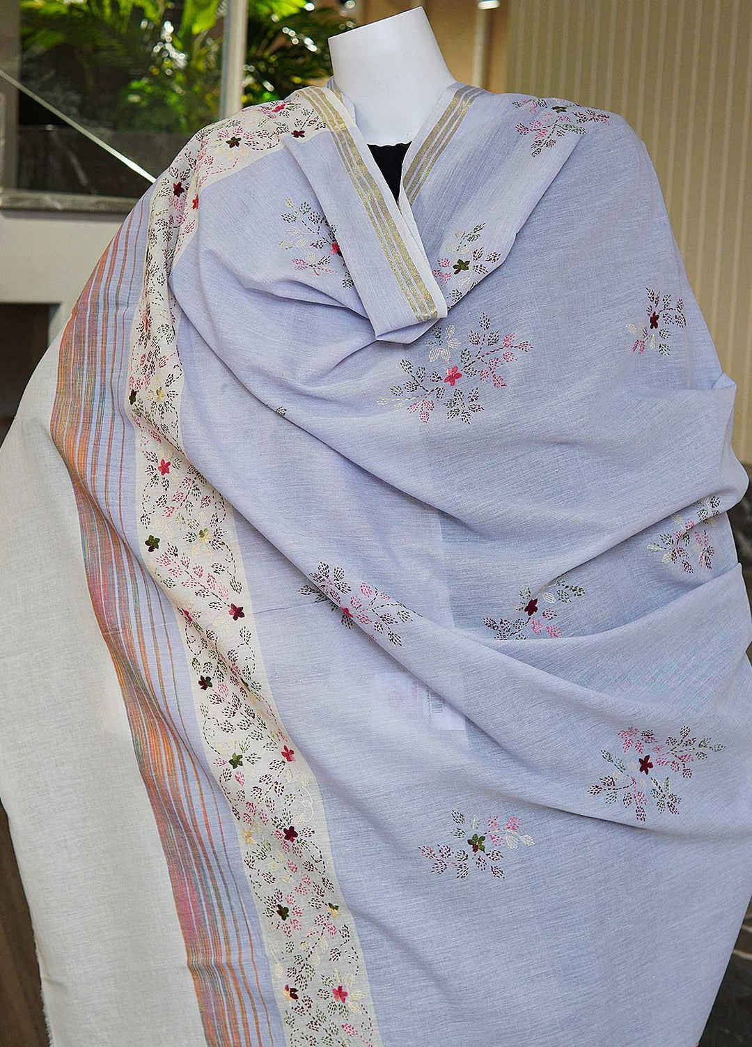 Sanaulla Exclusive Range  Cotton Embroidered Chaddar D-04 Multi8 - Cotton Multani Chaddars