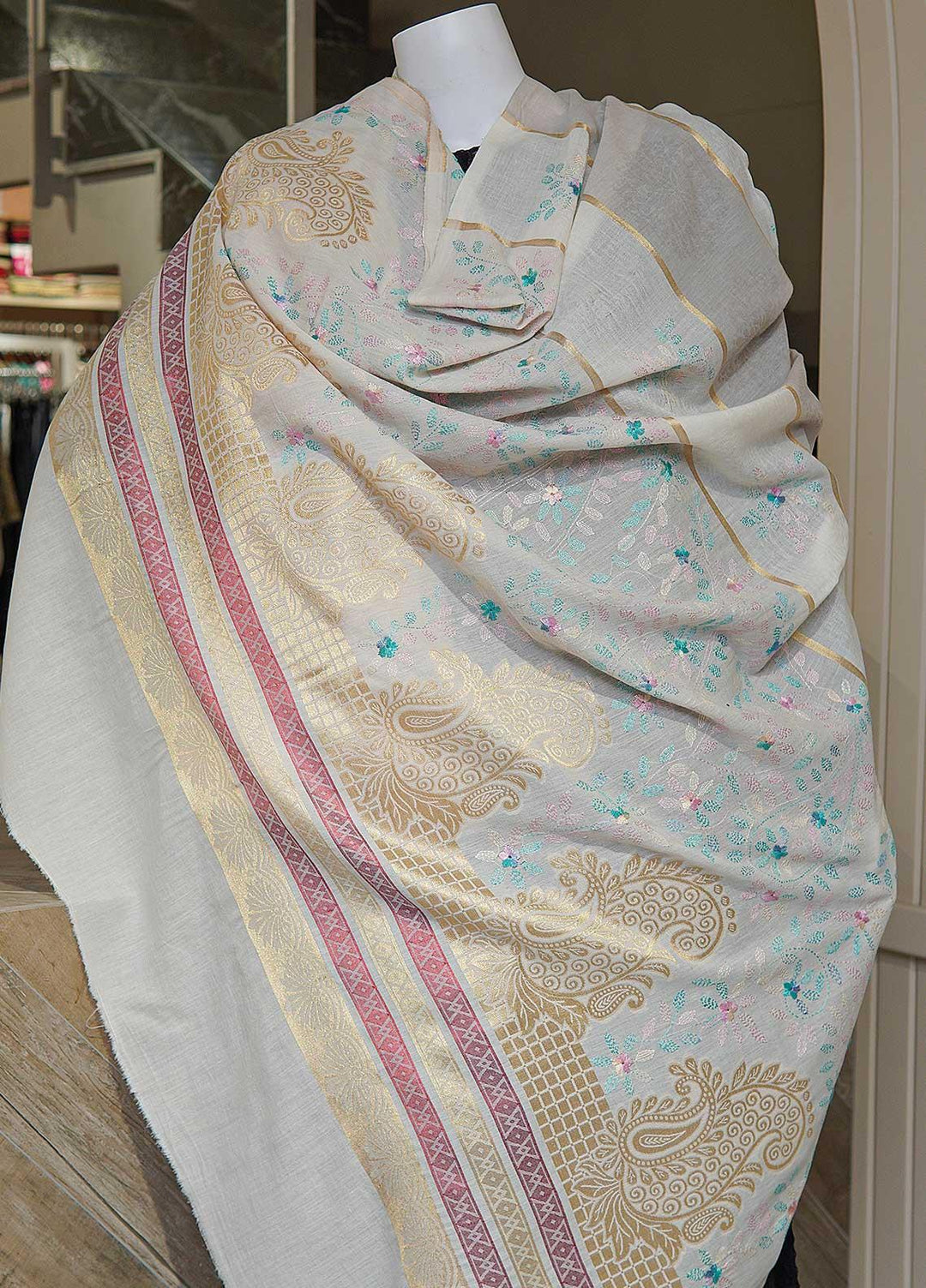 Sanaulla Exclusive Range  Cotton Embroidered Chaddar D-03 Multi8 - Cotton Multani Chaddars