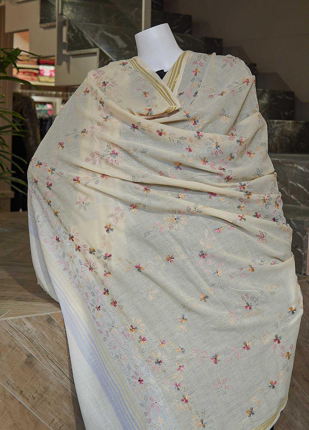 Sanaulla Exclusive Range  Cotton Embroidered Chaddar D-06 Multi2 - Cotton Multani Chaddars
