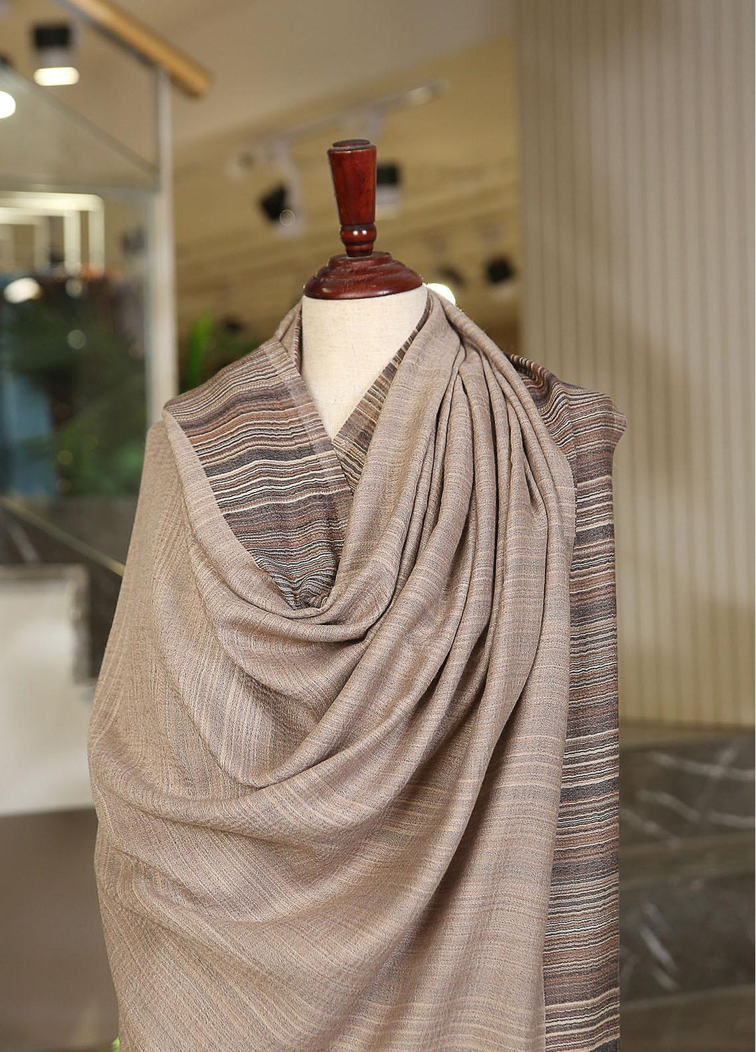Sanaulla Exclusive Range  Pashmina  Mama D-06 L Grey - Women Shawls