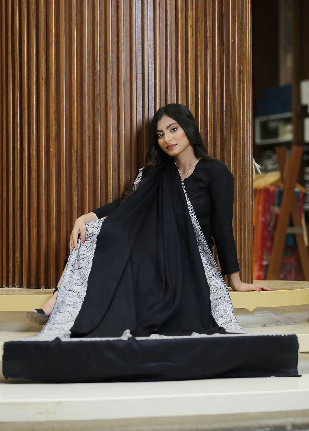 Sanaulla Exclusive Range  Pashmina  Mama D-19 Black 03 - Women Shawls