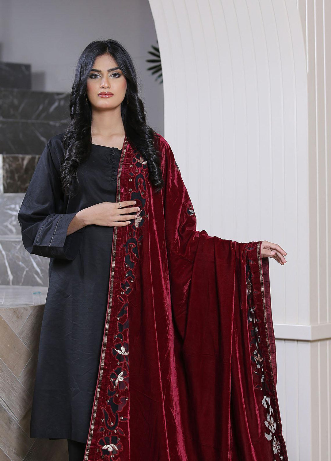 Sanaulla Exclusive Range  Pashmina  KPS 781 D-33 Maroon - Women Shawls
