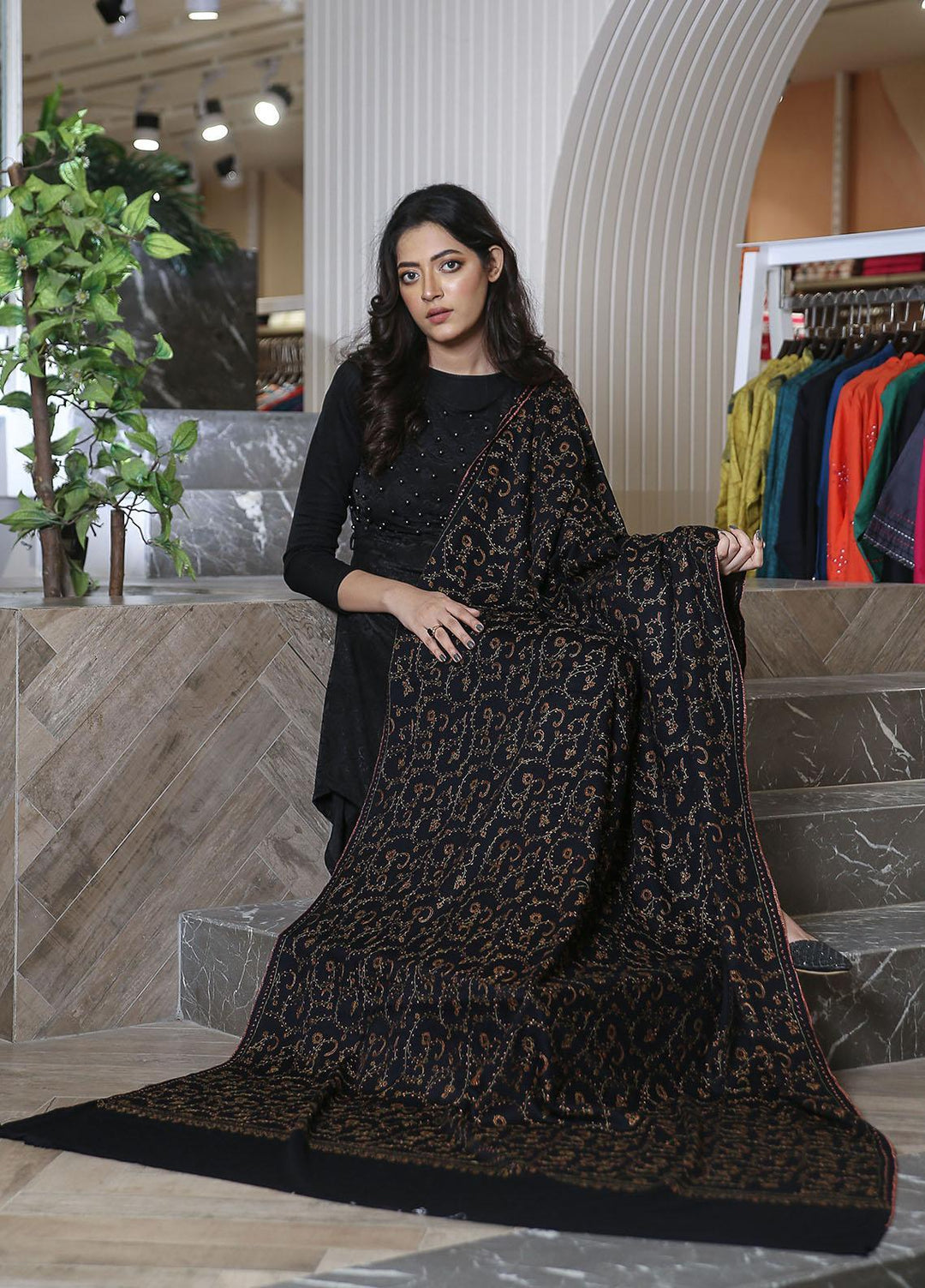 Sanaulla Exclusive Range  Pashmina  Mama D-20 Black 01 - Women Shawls