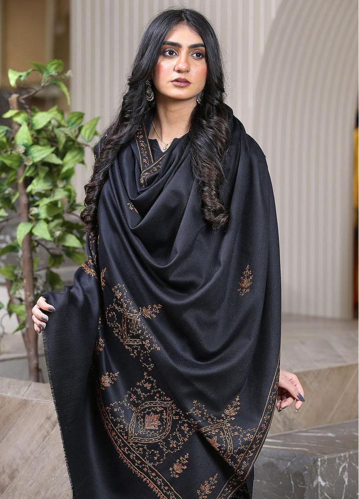 Sanaulla Exclusive Range  Pashmina  Mama D-42 Black 01 - Women Shawls