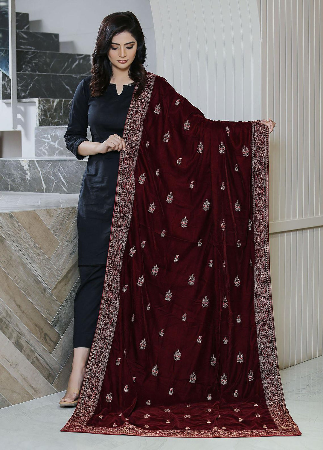 Sanaulla Exclusive Range  Pashmina  KPS 781 D-43 Maroon - Women Shawls