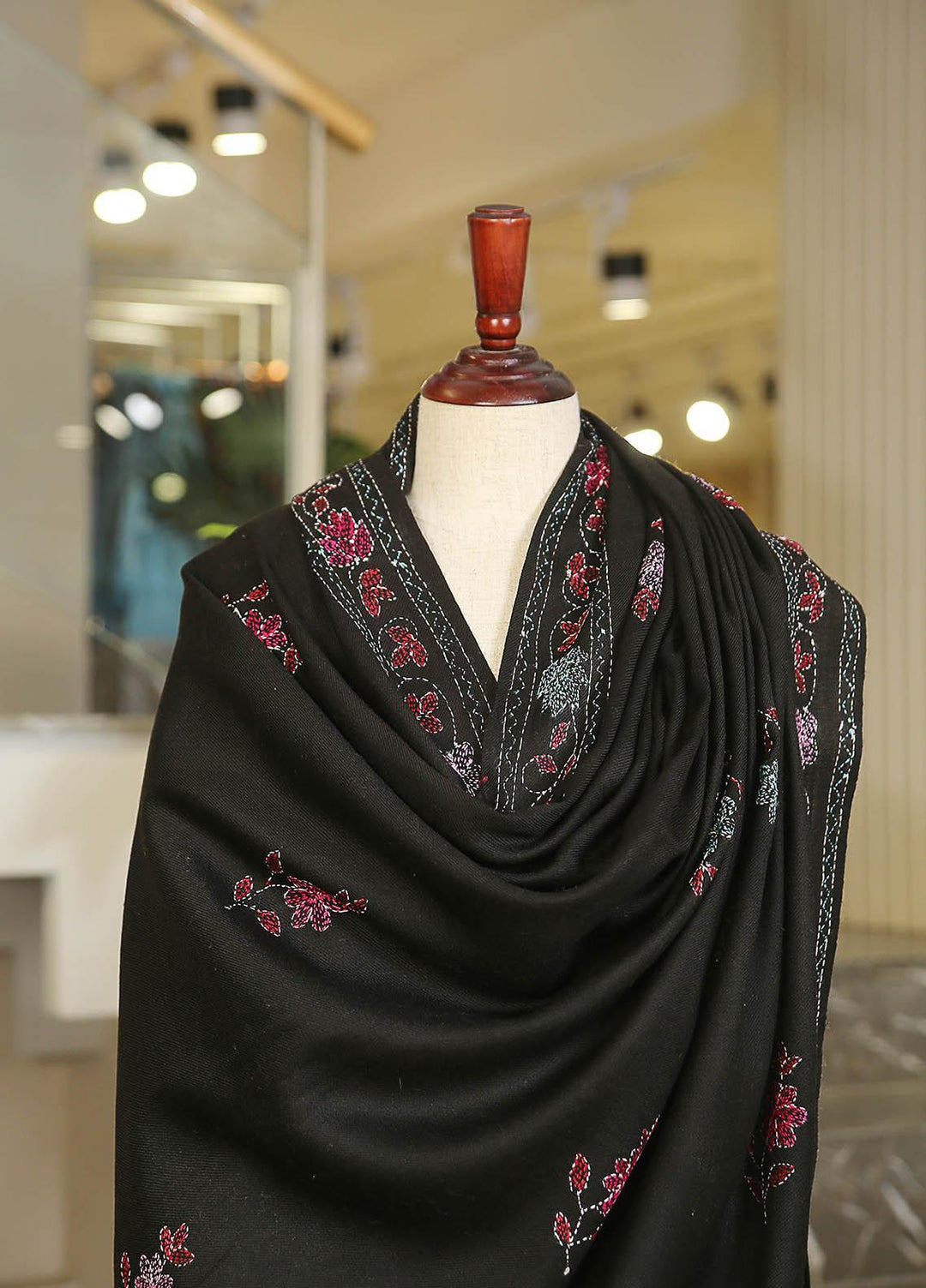 Sanaulla Exclusive Range  Pashmina  KPS 781 D-29 Black 2 - Women Shawls