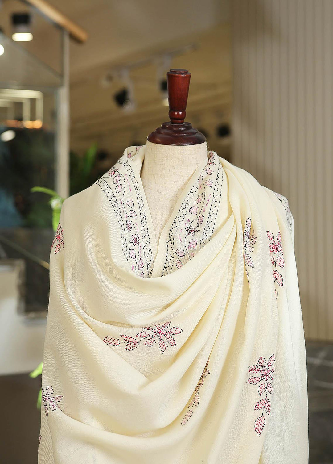 Sanaulla Exclusive Range  Pashmina  KPS 781 D-29 Off White 1 - Women Shawls