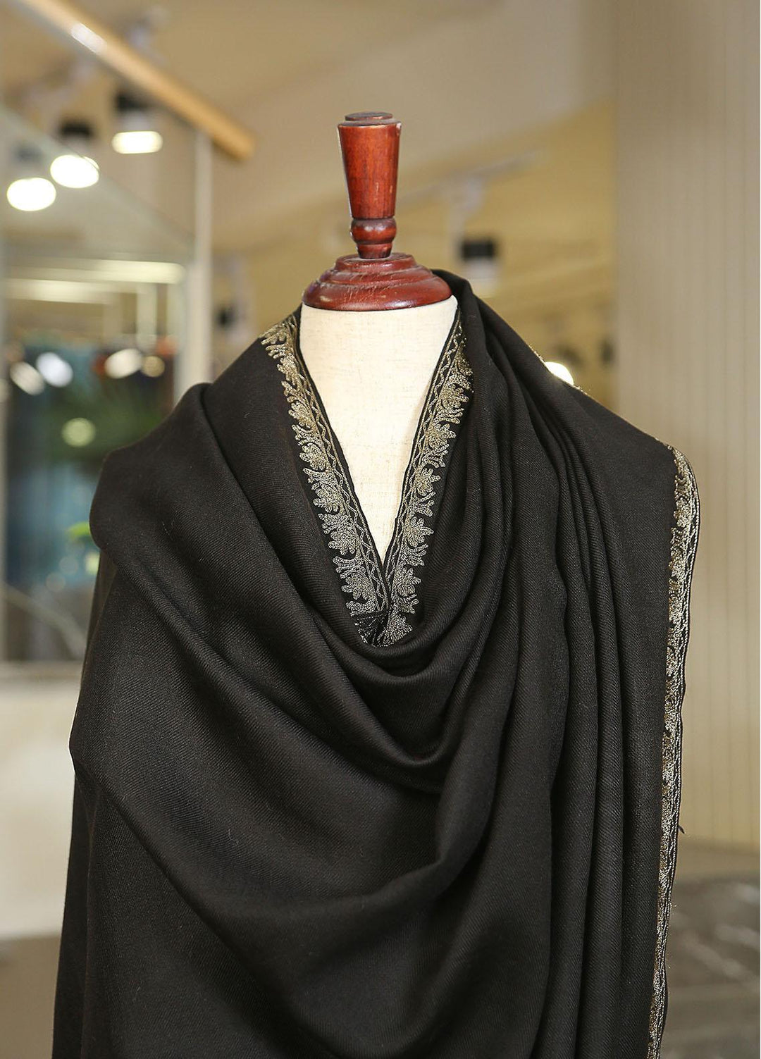 Sanaulla Exclusive Range  Pashmina  KPS 781 D-53 Black - Women Shawls