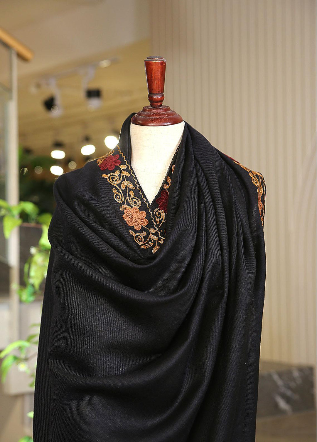 Sanaulla Exclusive Range  Pashmina  KPS 781 D-55 Black - Women Shawls