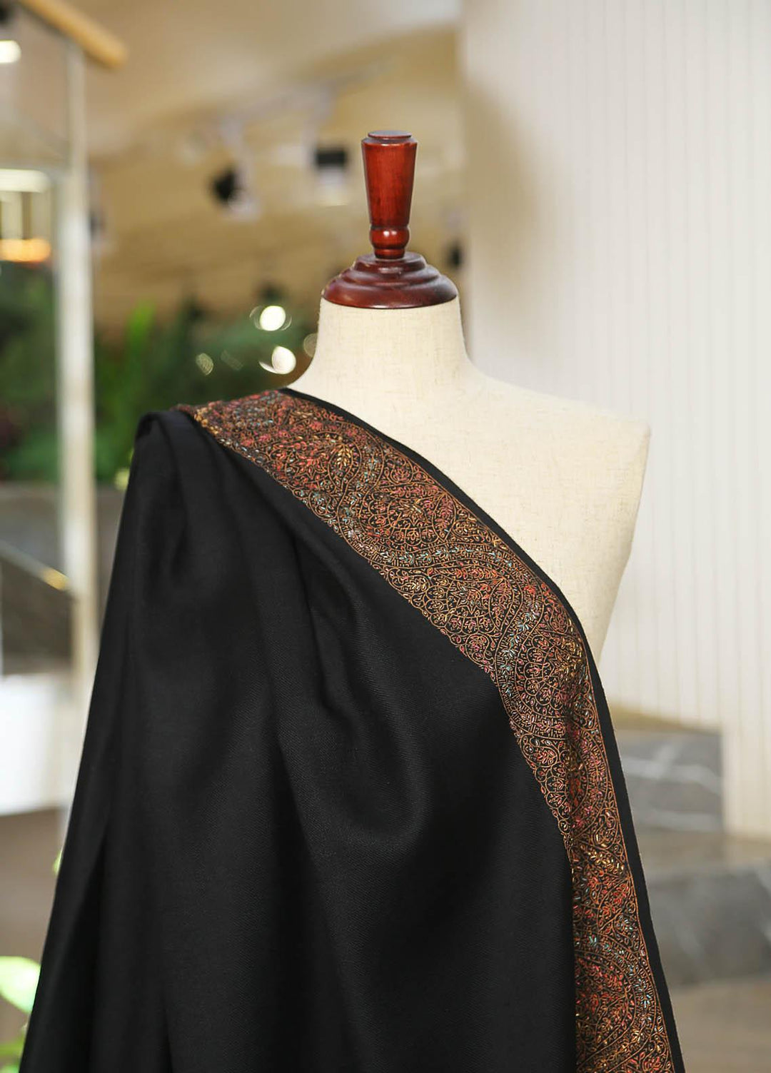 Sanaulla Exclusive Range  Pashmina  D-29 Black 01 - Women Shawls