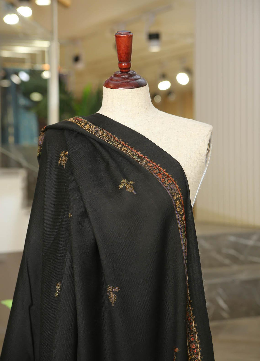 Sanaulla Exclusive Range  Pashmina  D-30 Black 01 - Women Shawls